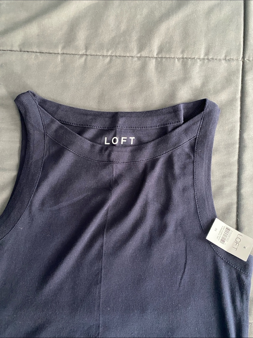 ⭐️4/$20⭐️ LOFT Navy Blue Ribbed Tank Top - Picture 2 of 3